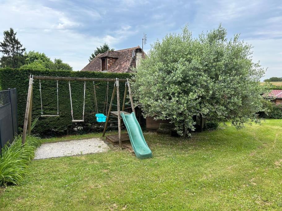 Un Havre De Paix Au Perigord Villa Anlhiac Exterior foto