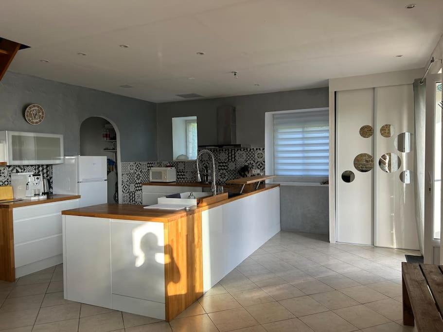 Un Havre De Paix Au Perigord Villa Anlhiac Exterior foto