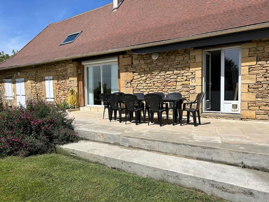 Un Havre De Paix Au Perigord Villa Anlhiac Exterior foto